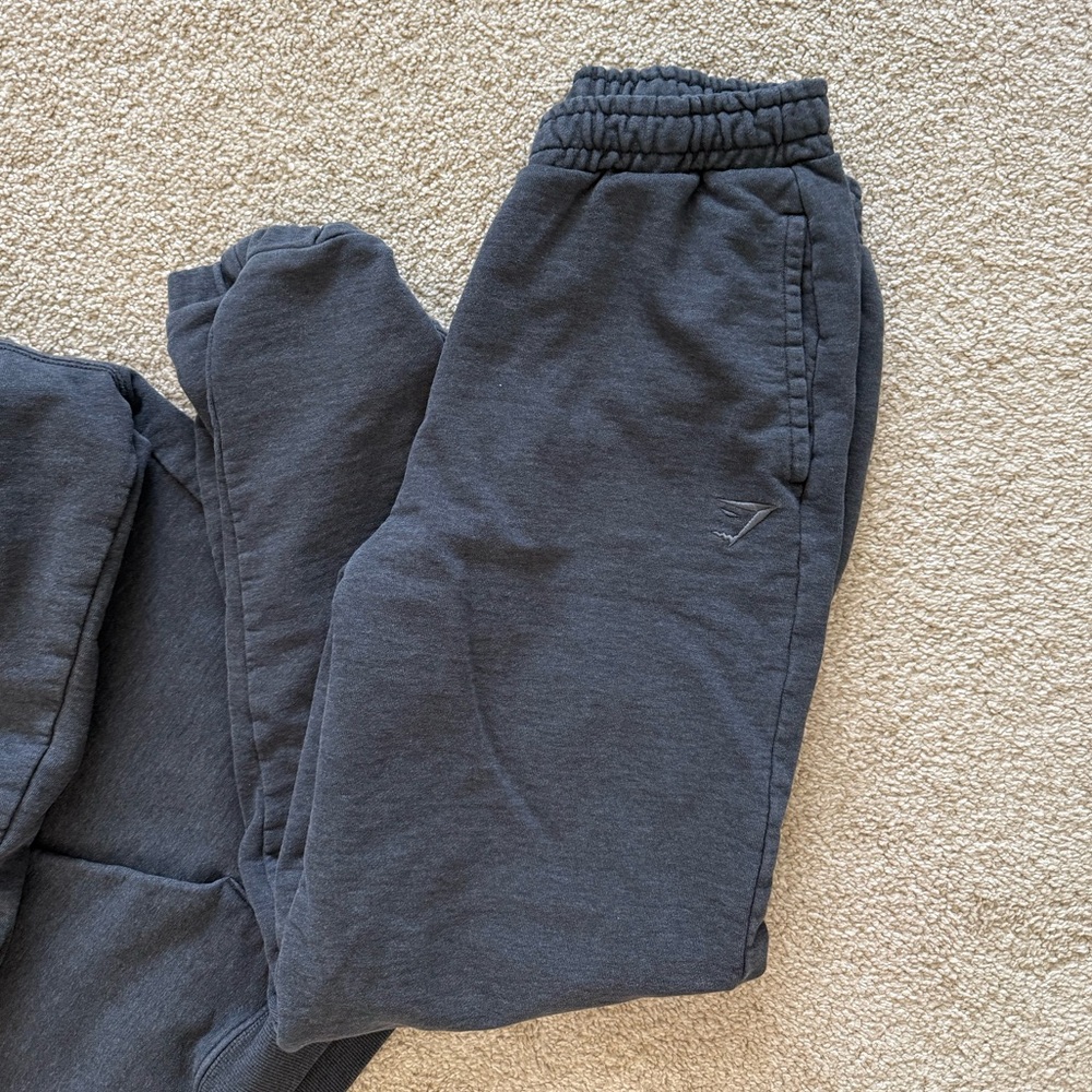 Gymshark Women’s Charcoal “Rest Day” Set